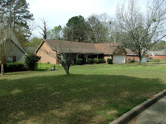 3rd image of 145 Eltonwoods Dr