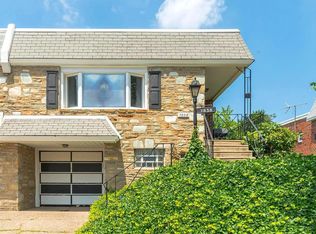 7858 Anita Dr, Philadelphia, PA 19111