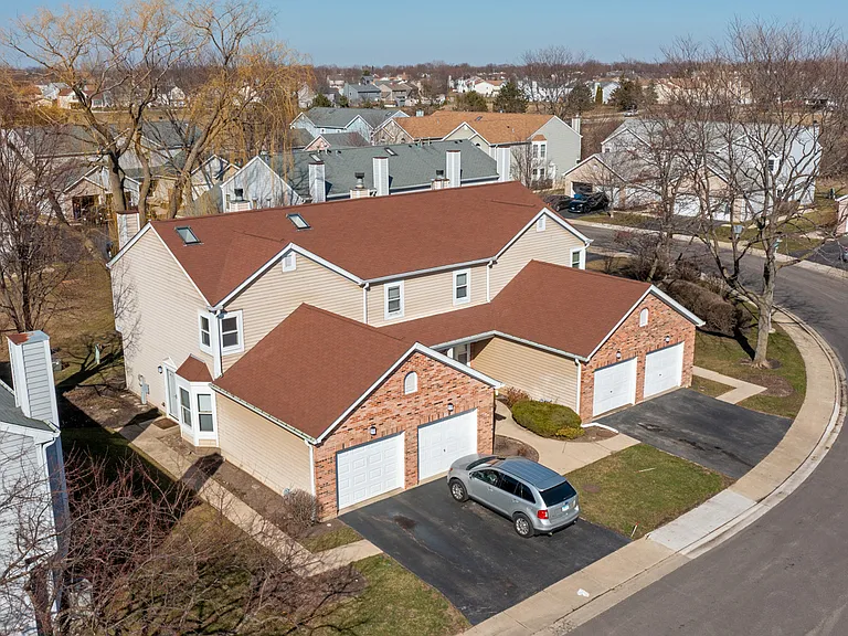 485 Nicole Dr #D — Photo 3