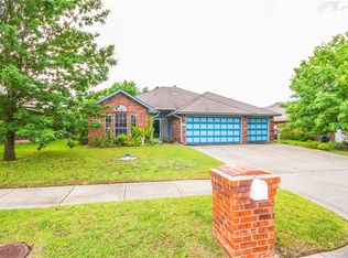 1104 Melisa Dr, Norman, OK 73071