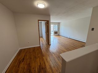 7515 Caldwell Ave #2F, Middle Village, NY 11379