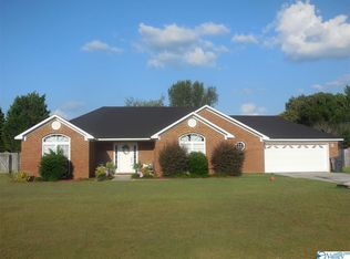 96 Lyle Dr, Decatur, AL 35603