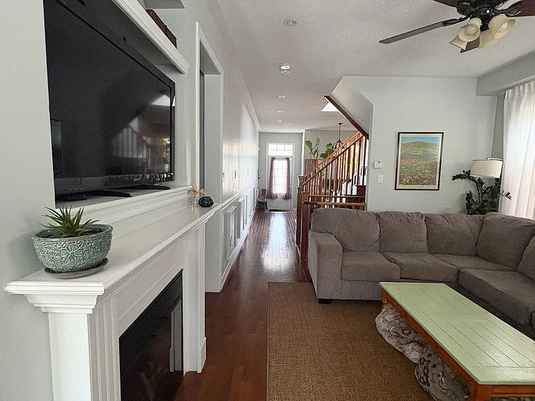8 Callalily Rd — Photo 4