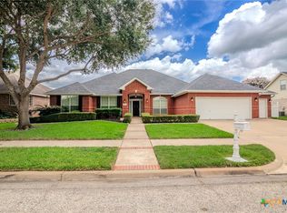 303 Legend Dr, Victoria, TX 77904