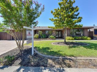7050 Los Olivos Way, Carmichael, CA 95608