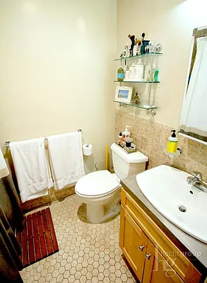 Rented by Compass | media 16