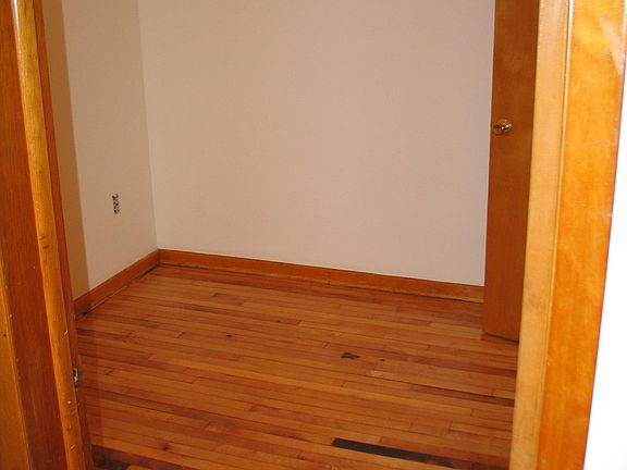3rd image of 65 Watervliet Ave