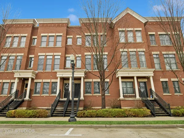 187 S Grove Ave Unit 187, Elgin, IL 60120