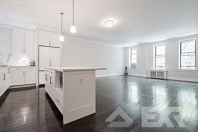 1st image of 526 W 111th St APT 3A