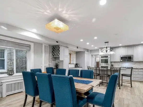 1669 East 32nd Street image 7 of 15