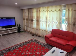 740 Meadowvale Rd, Toronto, ON M1C 1T2