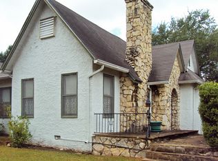 320 W Lullwood Ave, San Antonio, TX 78212