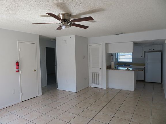 Living/Dining Room.