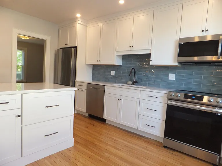 35 Melbourne St #1 — Photo 14
