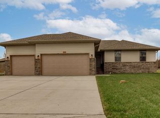 5046 W Cozy Ct, Springfield, MO 65802