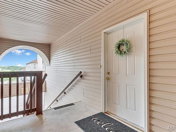 2nd image of 1236 Gardens Circle Dr #M