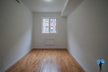Rented by Next Door Realty NYC