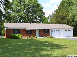 25061 Capshaw Rd, Athens, AL 35613