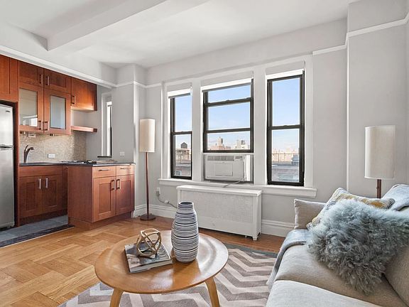 4th image of 127 W 96th St APT 14G