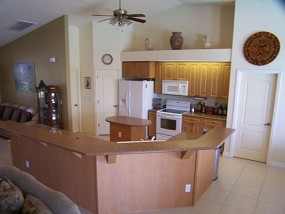 3rd image of 400 SE 9th Pl