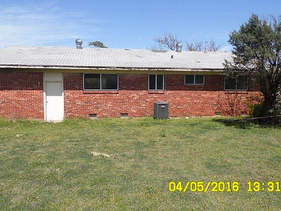 2nd image of 4410 NW Denver Ave
