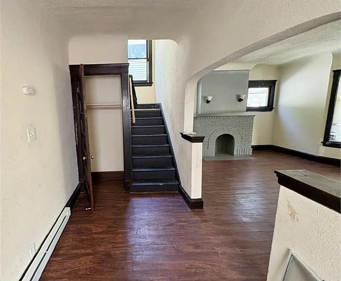 2200 E 81st St #2 — Photo 8