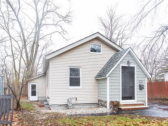2nd image of 4202 Orchard Park Dr