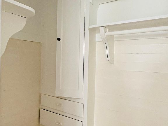 Closet in bedroom