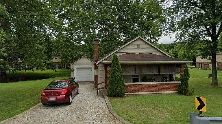 531 Plyleys Ln — Photo 1