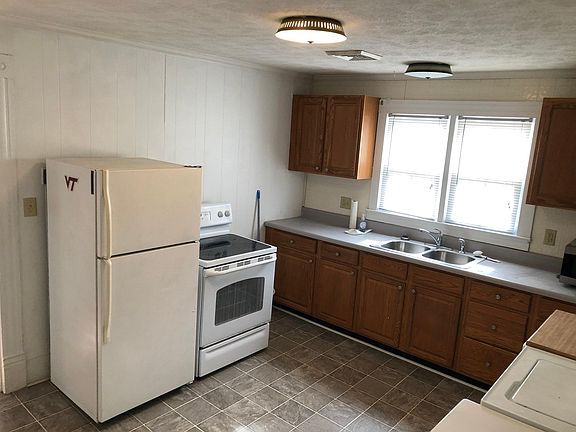 5th image of 505 Lee St