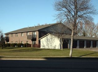 2721 3rd Ave SE APT 206, Aberdeen, SD 57401