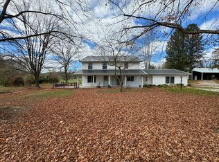 450 Cornstalk Rd, Southside, WV 25187