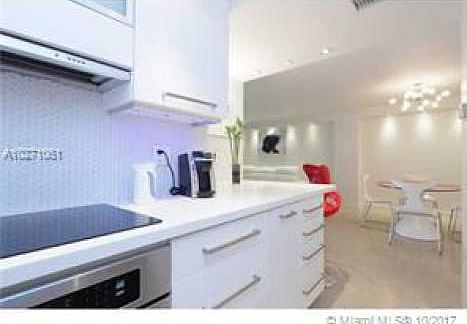 3rd image of 2401 Collins Ave APT 1010
