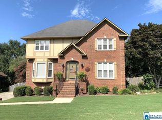 1952 Cahaba Crest Dr, Birmingham, AL 35242