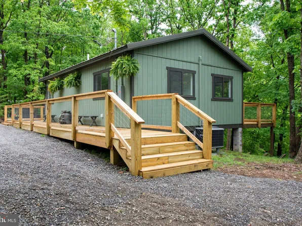 737 Snyders Ridge Rd, Mathias, WV 26812
