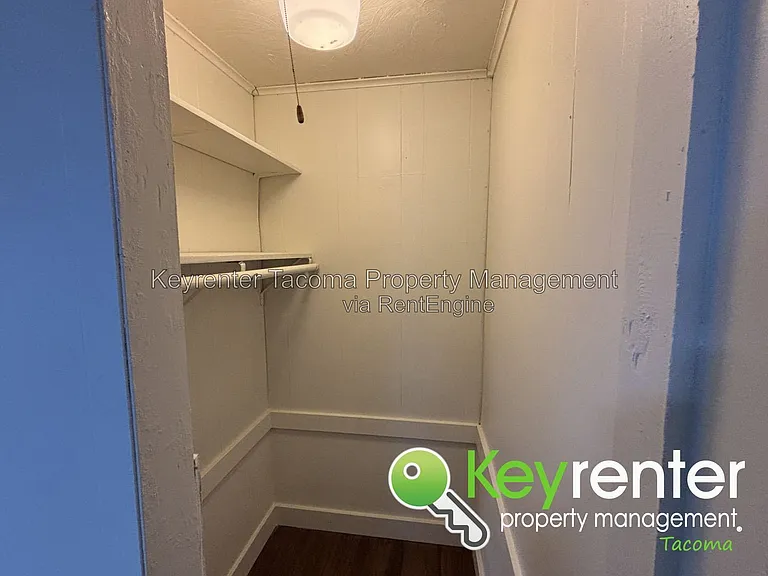 8434 Tacoma Ave S — Photo 6