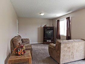 3rd image of 3065 S Snowshoe Dr