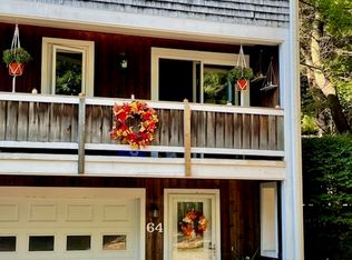 64 Songbird Ln UNIT 64, Farmington, CT 06032