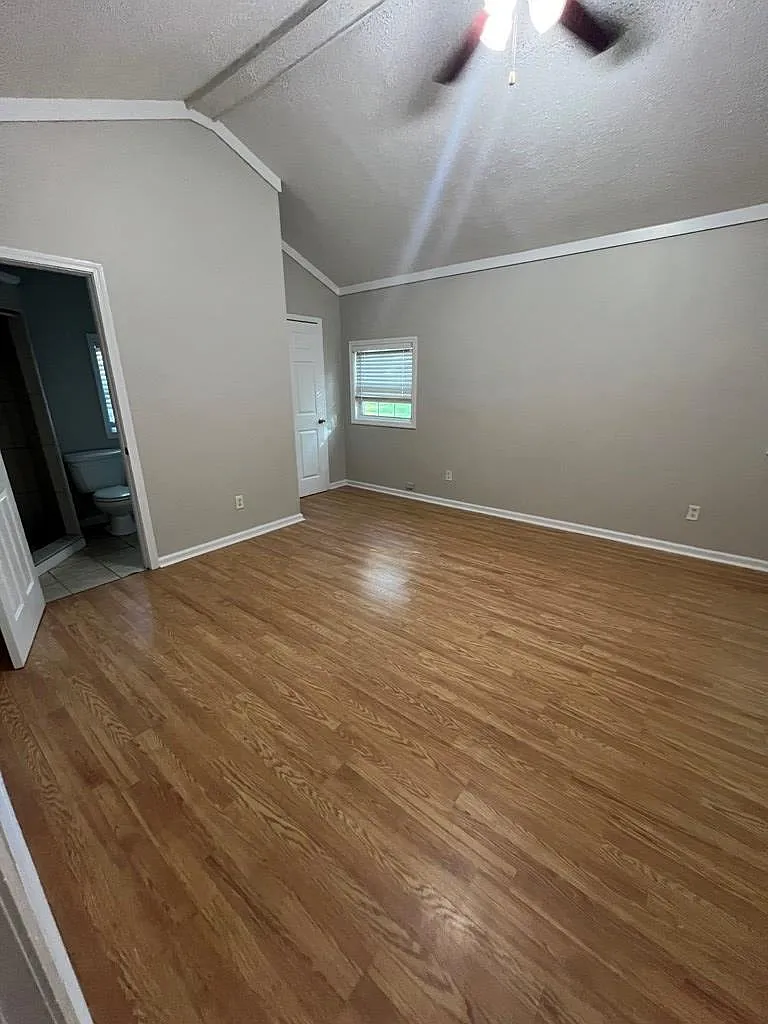 1 bed, 1.0 bath, 572 sqft, $850 — Photo 4