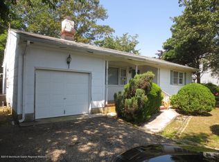 2179 Hollywood Dr, Forked River, NJ 08731