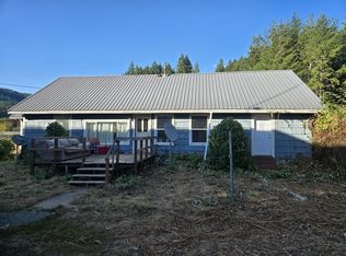 51287 Hatfield Rd #C, Myrtle Pt, OR 97458