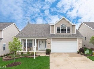 8278 Montridge Ct, North Royalton, OH 44133