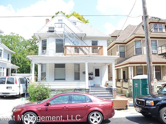 3rd image of 305 N Pinckney St #4602788