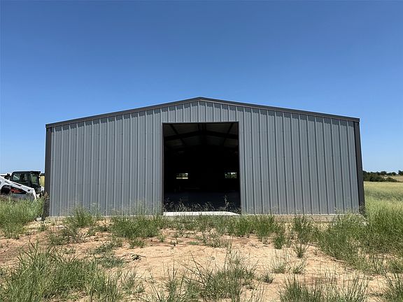 3rd image of 3101 E Fm 217