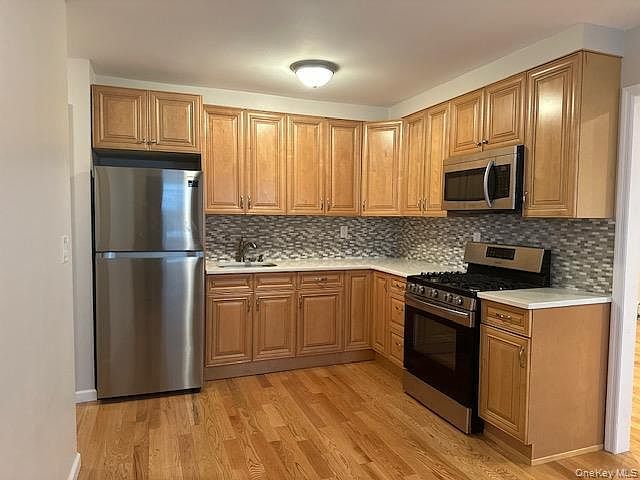 1st image of 312 Edwards Pl #2