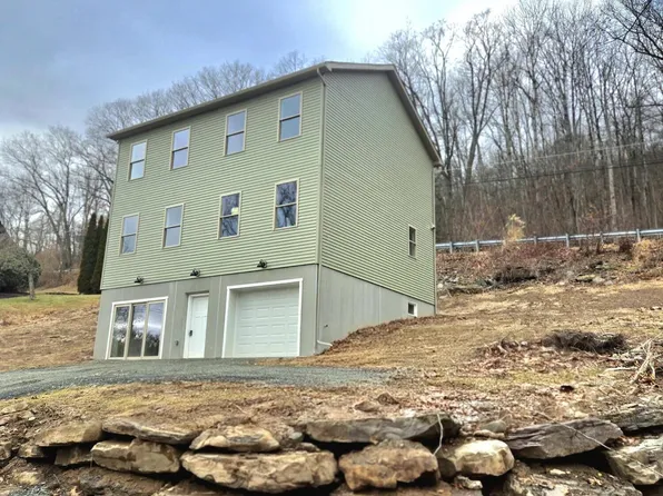 7 1/2 Lakeview Dr, Tunkhannock, PA 18657