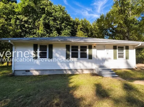 1228 Lynn Acres Dr, Birmingham, AL 35215