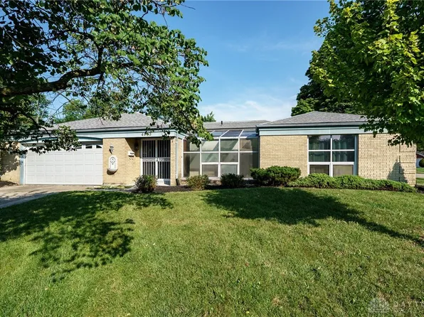 4993 Sweetbirch Dr, Dayton, OH 45424