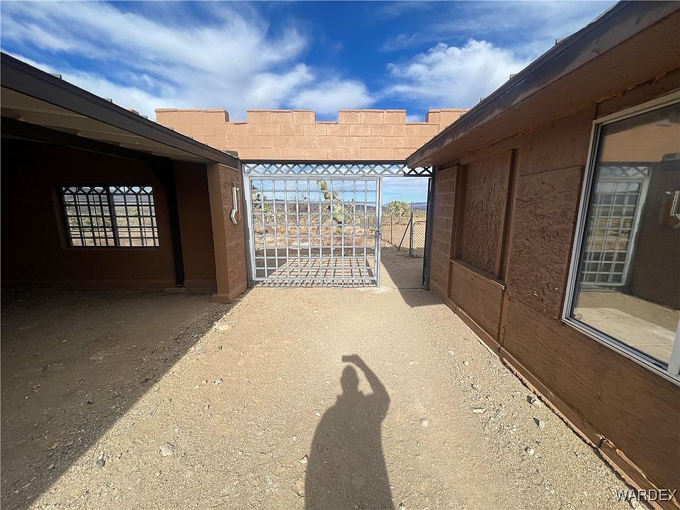 18177 N Saddle Dr, Dolan Springs, AZ 86441 | Zillow