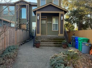5738 SE Knight St #B, Portland, OR 97206